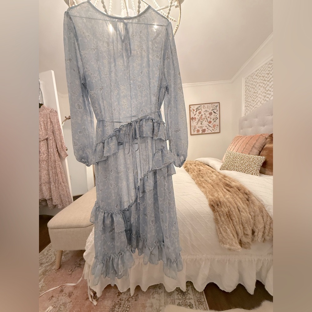 Senlis dusty blue floral midi dress